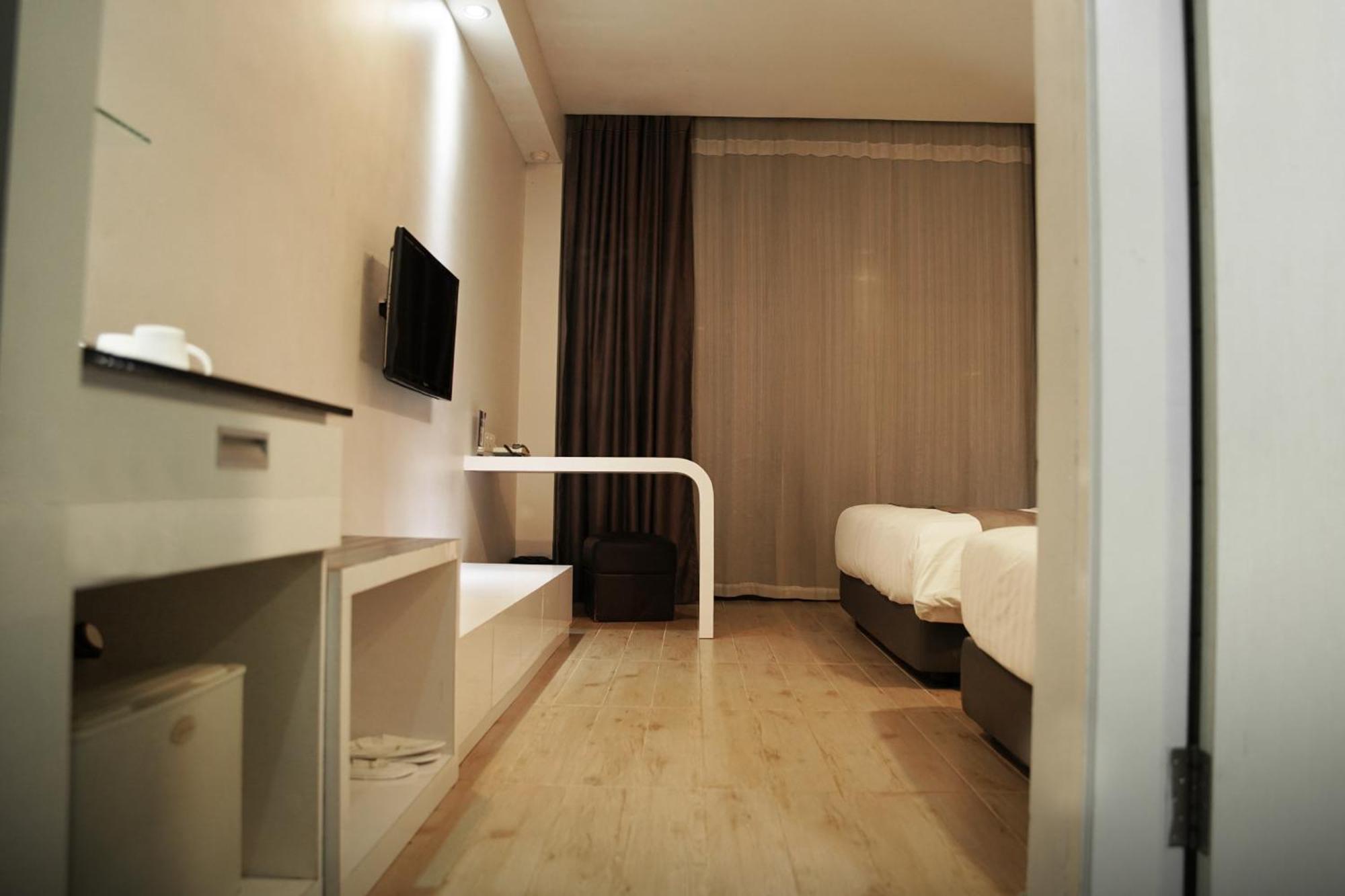 Dreamtel Cakarta Dış mekan fotoğraf