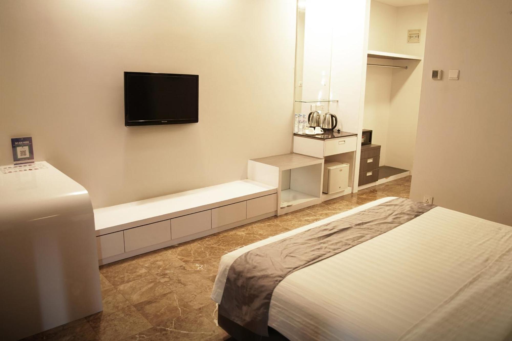 Dreamtel Cakarta Dış mekan fotoğraf