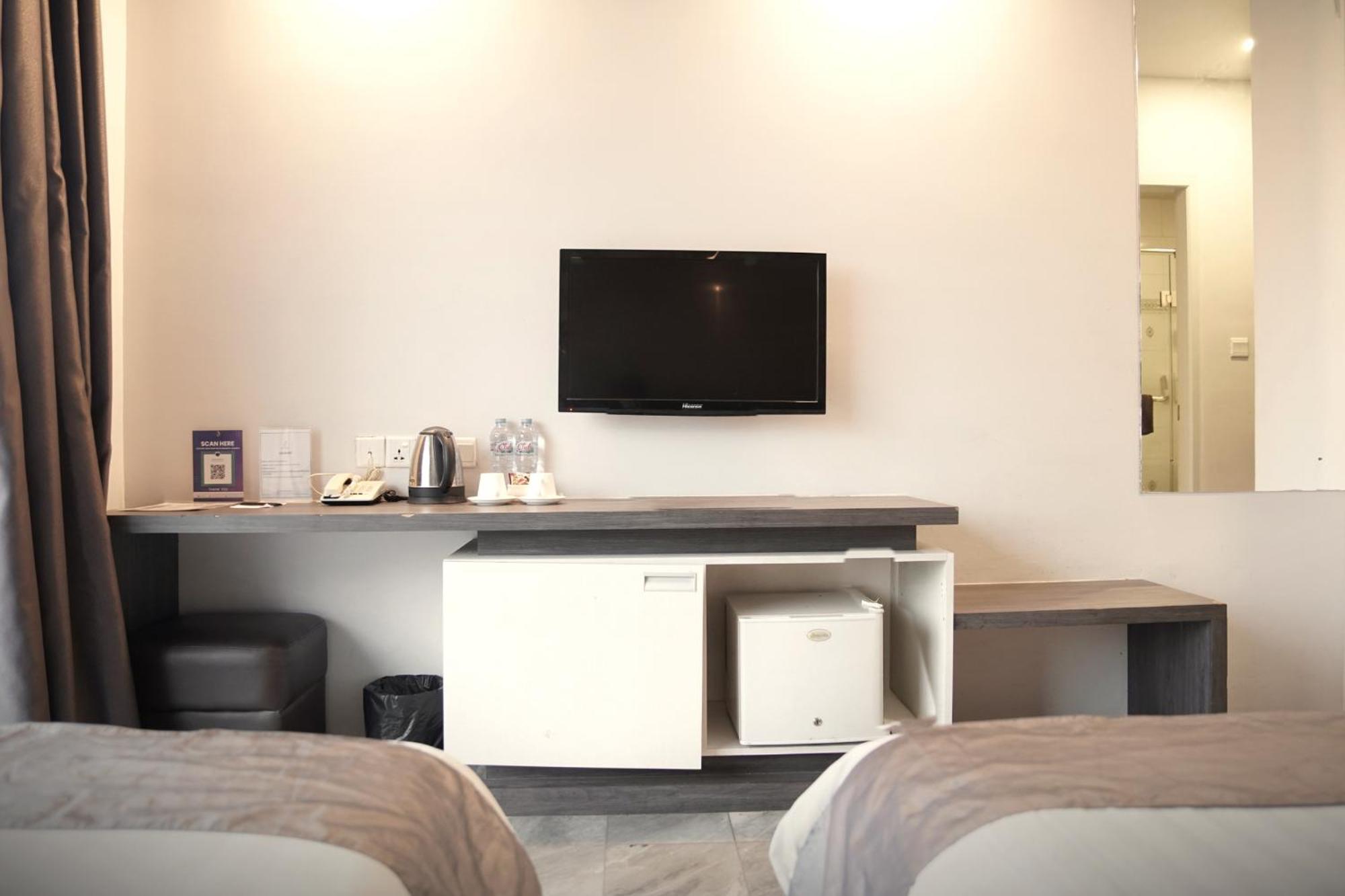 Dreamtel Cakarta Dış mekan fotoğraf