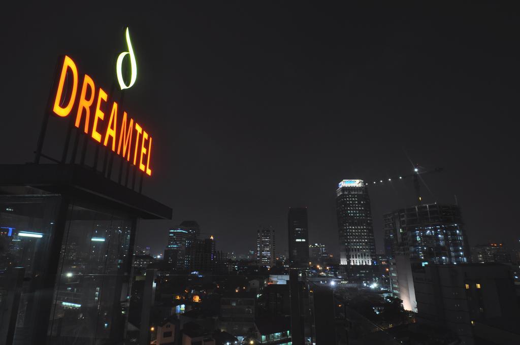 Dreamtel Cakarta Dış mekan fotoğraf